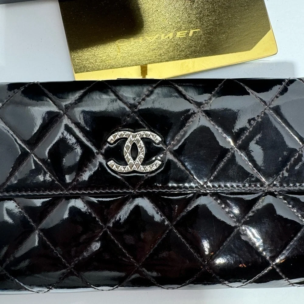 AUTHENTIC CHANEL PATENT LEATHER WALLET
